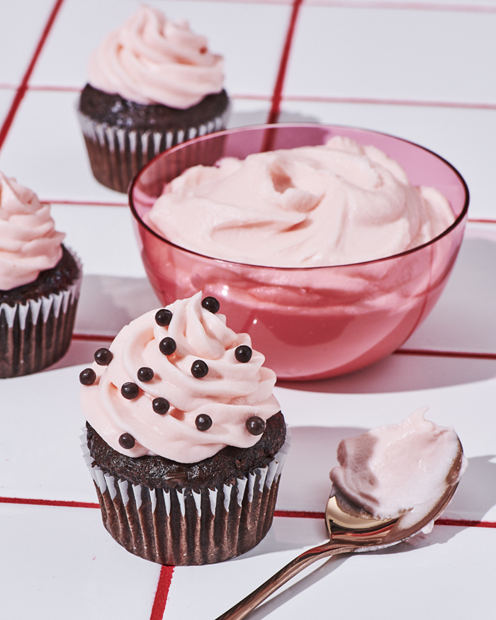 Raspberry cream cheese frosted cupcakes